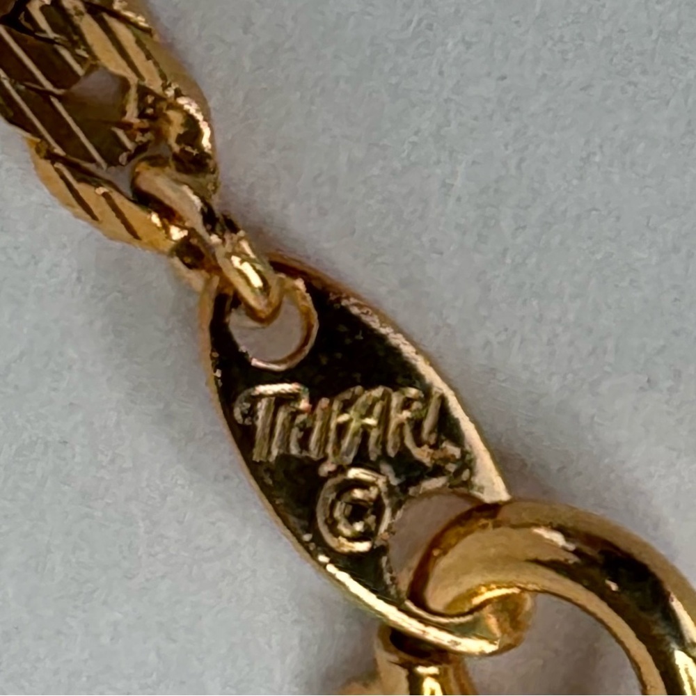Trifari@ Necklace Gold Flat Snake 24” Style #8060 Flat Herringbone Chain NWT - Picture 7 of 14